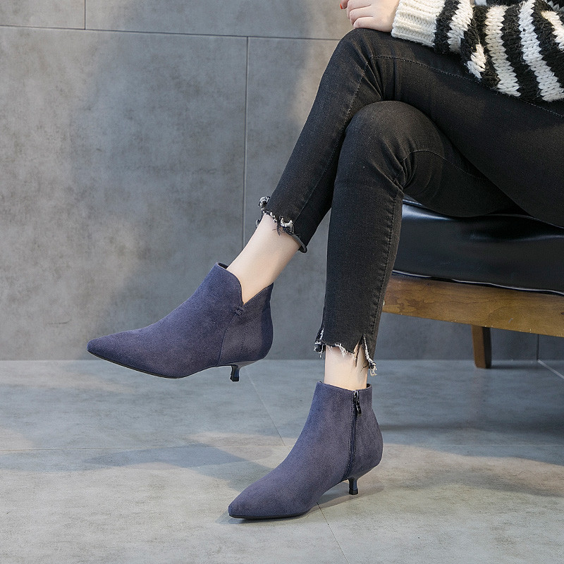 Naiste terava otsaga ökoseemisnahast saapad, 3 cm kontsaga