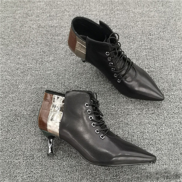 Őszi csizma hegyes modell fűzős