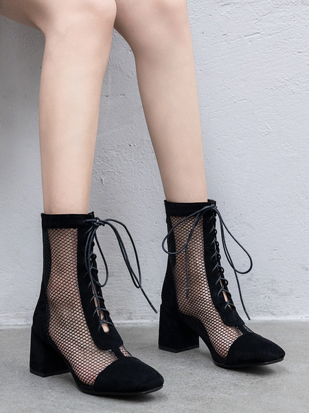Női alkalmi csizma fűzővel és vastag sarokkal - két modell