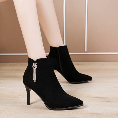 Ženske čizme od eko brušene kože sa tankom petom od 7 cm - model na špic