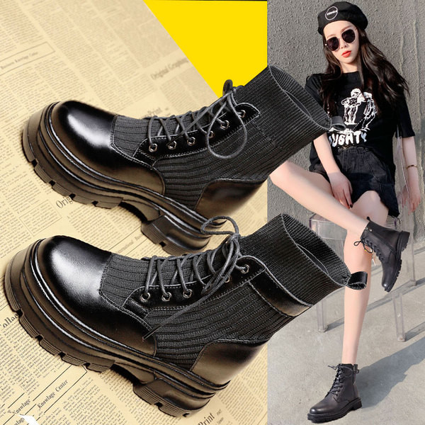 Alkalmi női csizma eco bőrből készült fűzős fekete-fehér színben