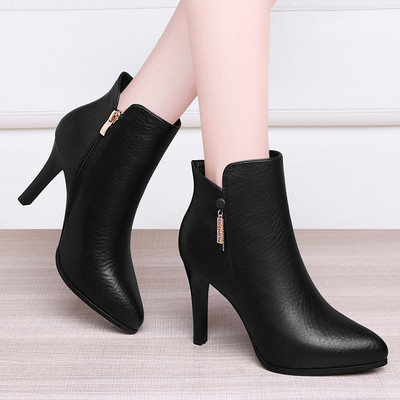 Terava kontsaga naiste saapad - erinevad mudelid