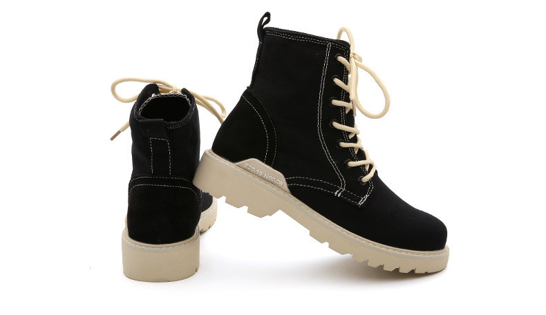 Női alkalmi csizma fűzővel