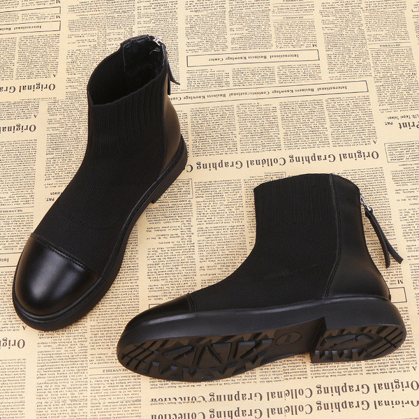 Uus, öko-seemisnahast musta värvi lameda tallaga naiste saapad