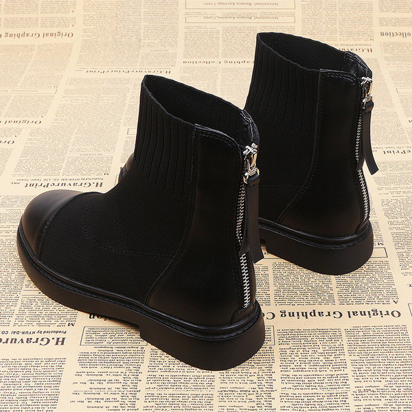 Uus, öko-seemisnahast musta värvi lameda tallaga naiste saapad