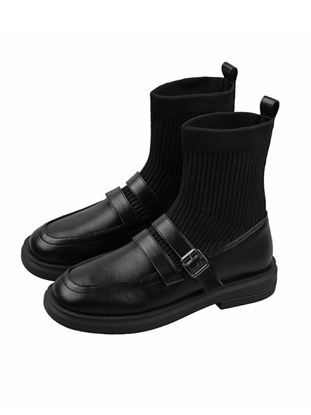 Stiilsed naiste saapad või mustad saapad lameda tallaga