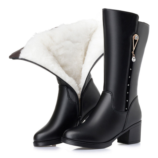 Kandilise paksu kontsaga ja pehme voodriga nahast naiste saapad