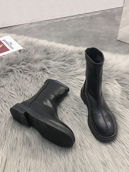 Ikdienas sieviešu zābaki vai zābaki noapaļots modelis no mākslīgās ādas ar plakanu zoli