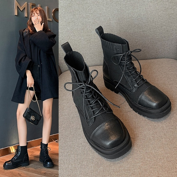 Női csizma durva talppal és fűzővel - fekete színű