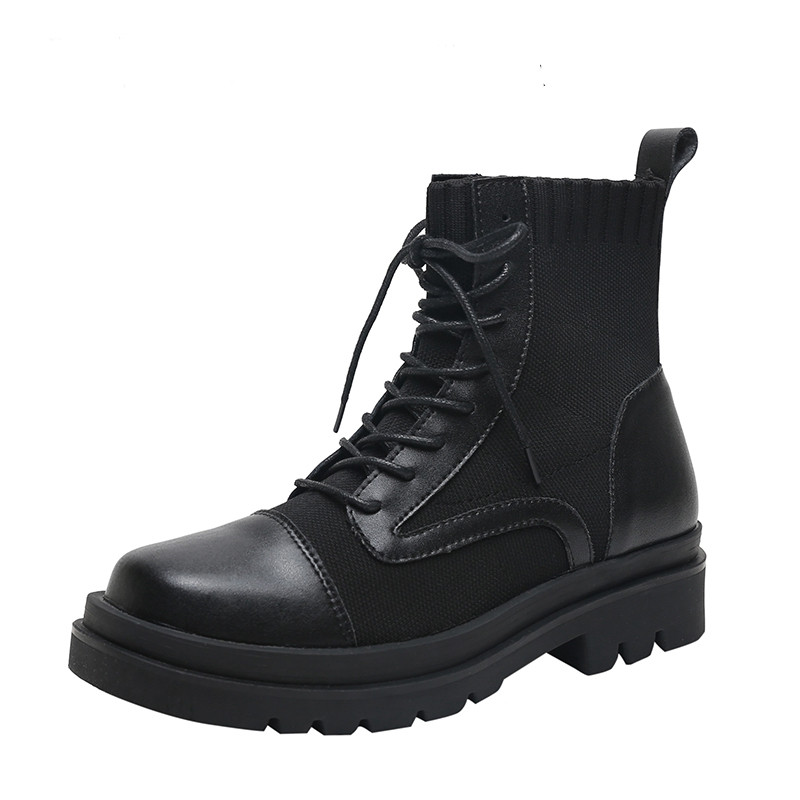 Női csizma durva talppal és fűzővel - fekete színű