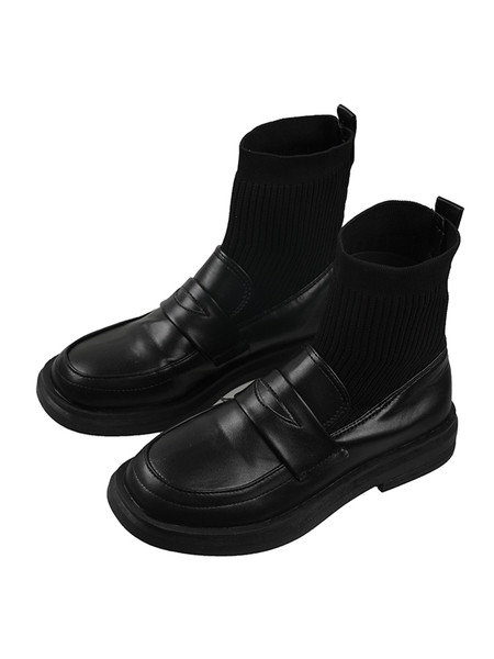 Praegused mustad naiste saapad ümara tallaga mudel