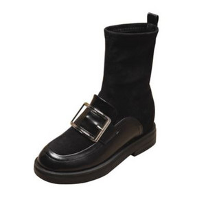 Naiste vabaajasaapad musta värvi metallelemendiga