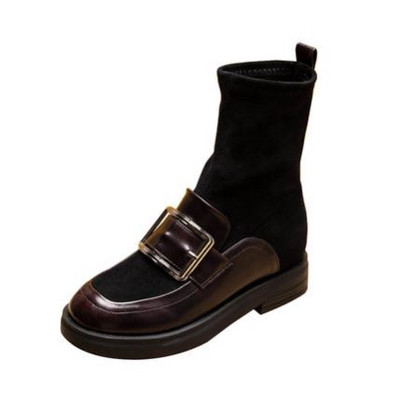 Naiste vabaajasaapad musta värvi metallelemendiga