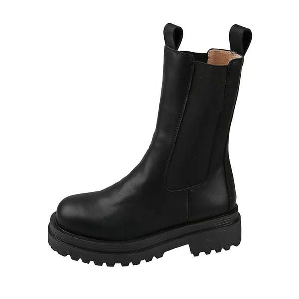 Női alkalmi csizma lapos talppal, fekete színben
