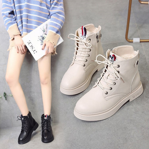 Naiste vabaaja saapad kunstnahast paelte ja pehme voodriga