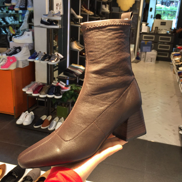 Uus mudel kandilise kontsaga naiste saapad - kunstnahk