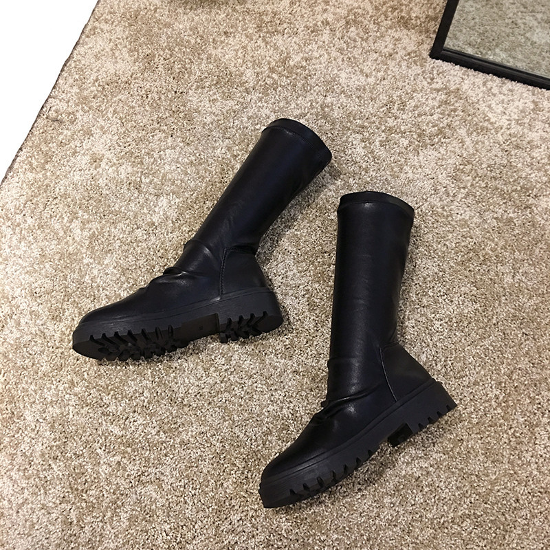 Női alkalmi csizma vagy eco bőrből készült csizma