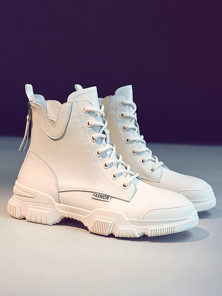 Naiste vabaaja saapad ökonahast – pehme voodriga või ilma