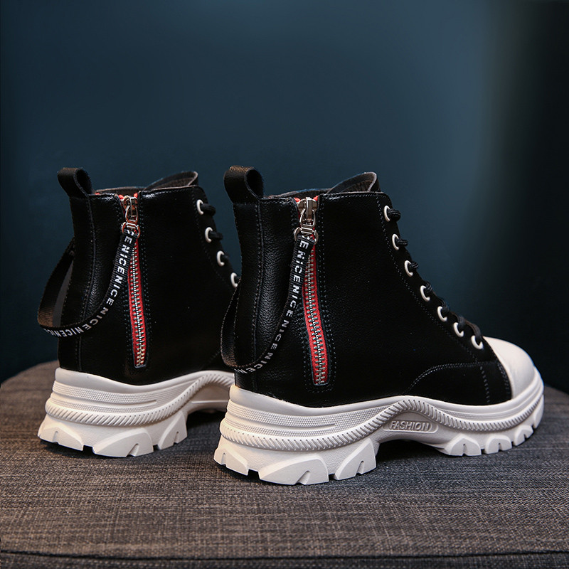 Eko bőrből készült alkalmi női csizma durva talppal, cipzárral