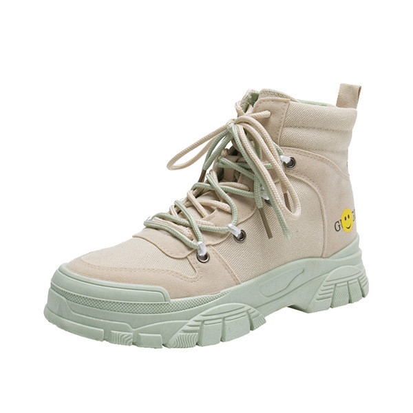 Alkalmi női csizma durva talppal