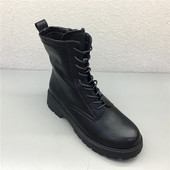 Lapos talpú női csizma új modellje - fekete színű