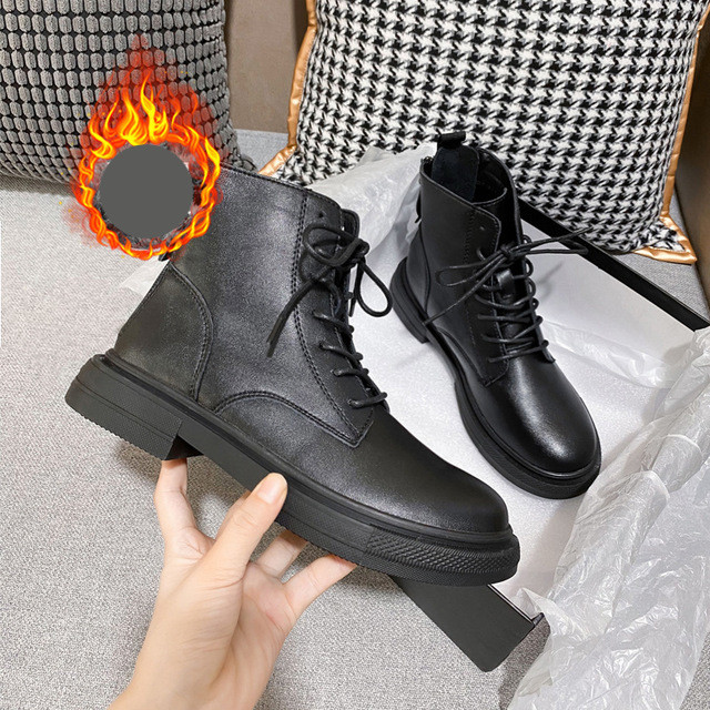 Casual γυναικείες μπότες από έκο δέρμα  με ίσια σόλα 