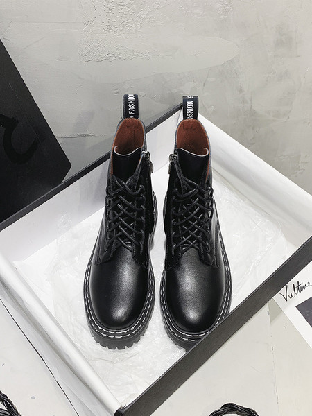 Női téli csizma durva talppal - két modell