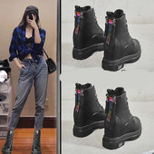 Öko bőrből készült női alkalmi csizma fűzővel és cipzárral fekete színben