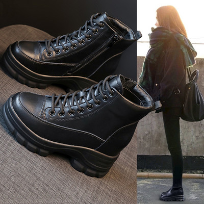 Női bőr téli csizma fűzővel és magas talppal