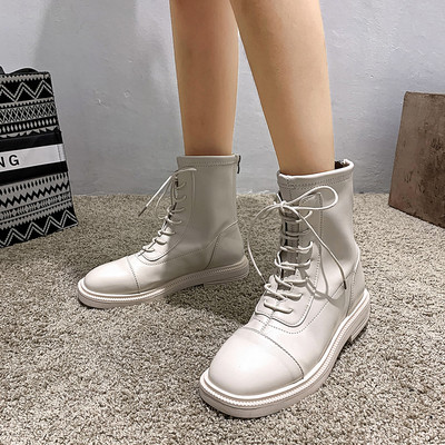 Alkalmi női csizma lekerekített modell műbőrből, lapos talppal