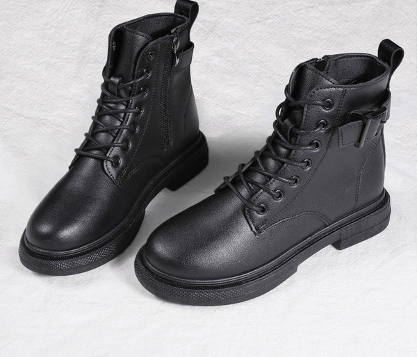 Kožne ženske čizme na kopču i vezice - više modela