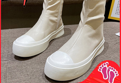 Casual γυναικείες μπότες με ψηλή πλατφόρμα