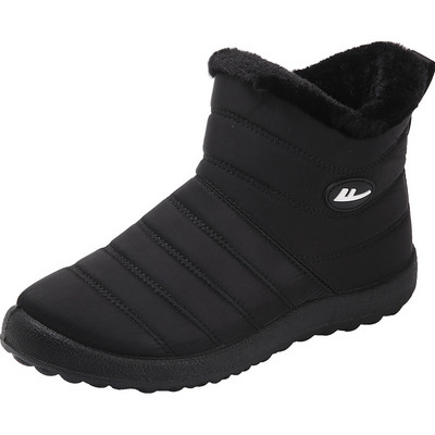 Női csizma puha béléssel és lapos talppal