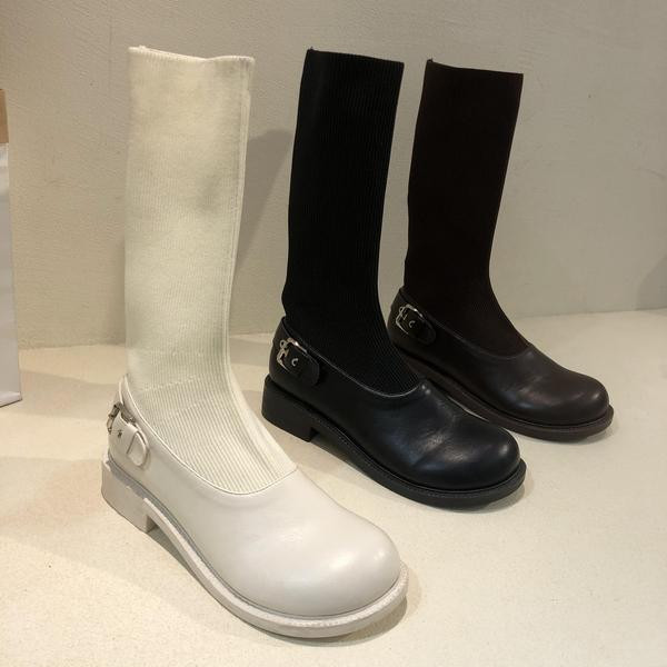 Uus mudel naiste kunstnahast saapad - kaks mudelit