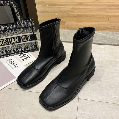 Ženske kožne čizme na nisku petu i patent zatvarač