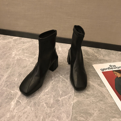 Bőr női csizma 6 cm sarokkal