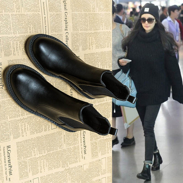 Női bőrcsizma lapos talppal - fekete színű