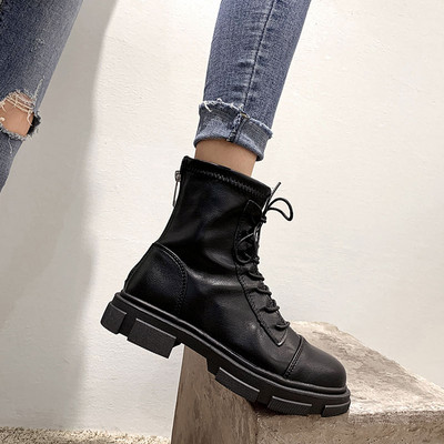 Ikdienas sieviešu zābaki vai zābaki no mākslīgās ādas ar šņorēm