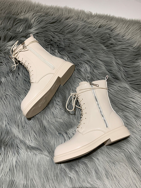 Ikdienas sieviešu zābaki no eko ādas ar šņorēm un plakanu zoli