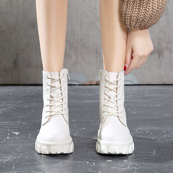 Öko-nahast lukuga ja paeltega naiste vabaaja saapad