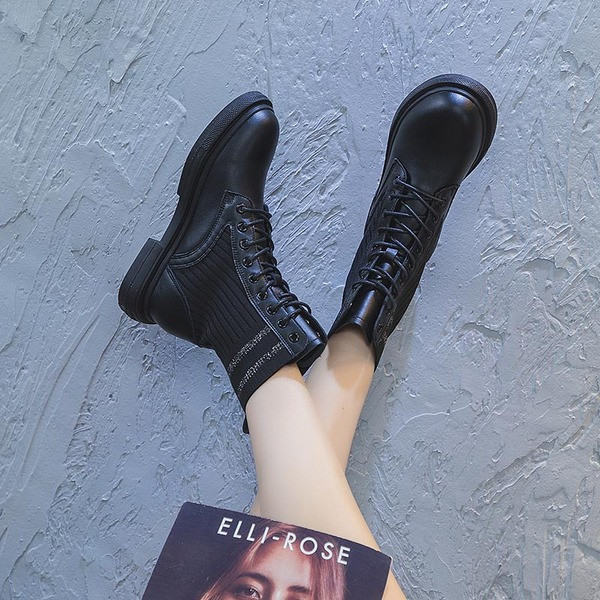 Naiste vabaaja saapad ökonahast paeltega - musta värvi