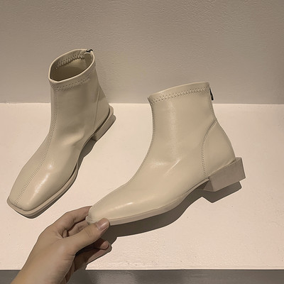 Elegantne ženske čizme od eko kože četvrtastog oblika