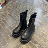 Uus mudel ökonahast saapad, kumer kummiga mudel