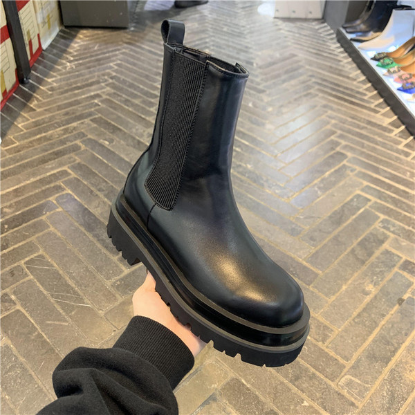 Uus mudel ökonahast saapad, kumer kummiga mudel