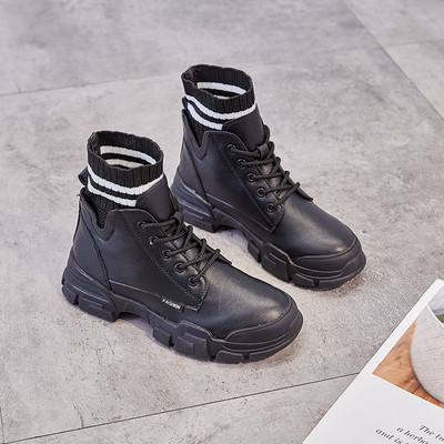 Casual γυναικείες μπότες με επίπεδη σόλα - τύπου κάλτσας