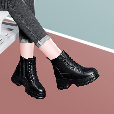 Női alkalmi csizma fűzővel, cipzárral és magas talppal