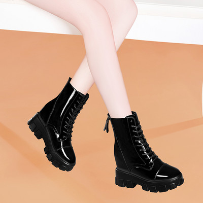 Női alkalmi csizma fűzővel, cipzárral és magas talppal