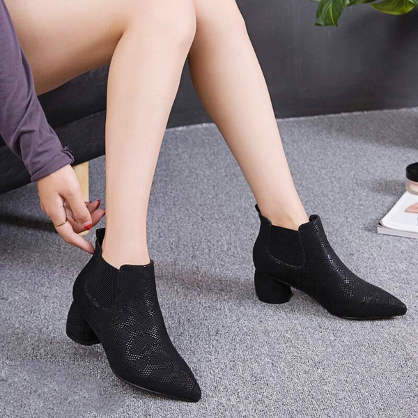 Ikdienas smaili zābaki ar zemu papēdi no eko ādas