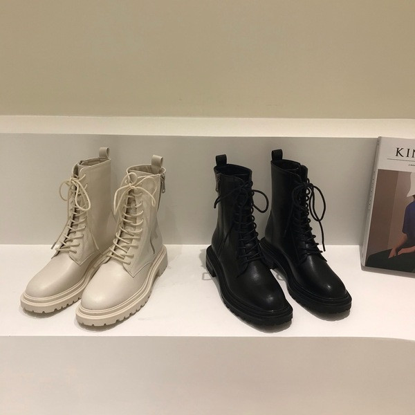 Kahes värvitoonis paeltega naiste nahksaapad