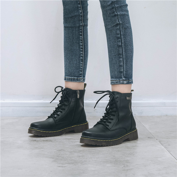 Női csizma eco bőrből, kubai típus